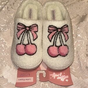 NWT 2x Layer Memory Foam Pink Bow Coquette Cherry Slippers